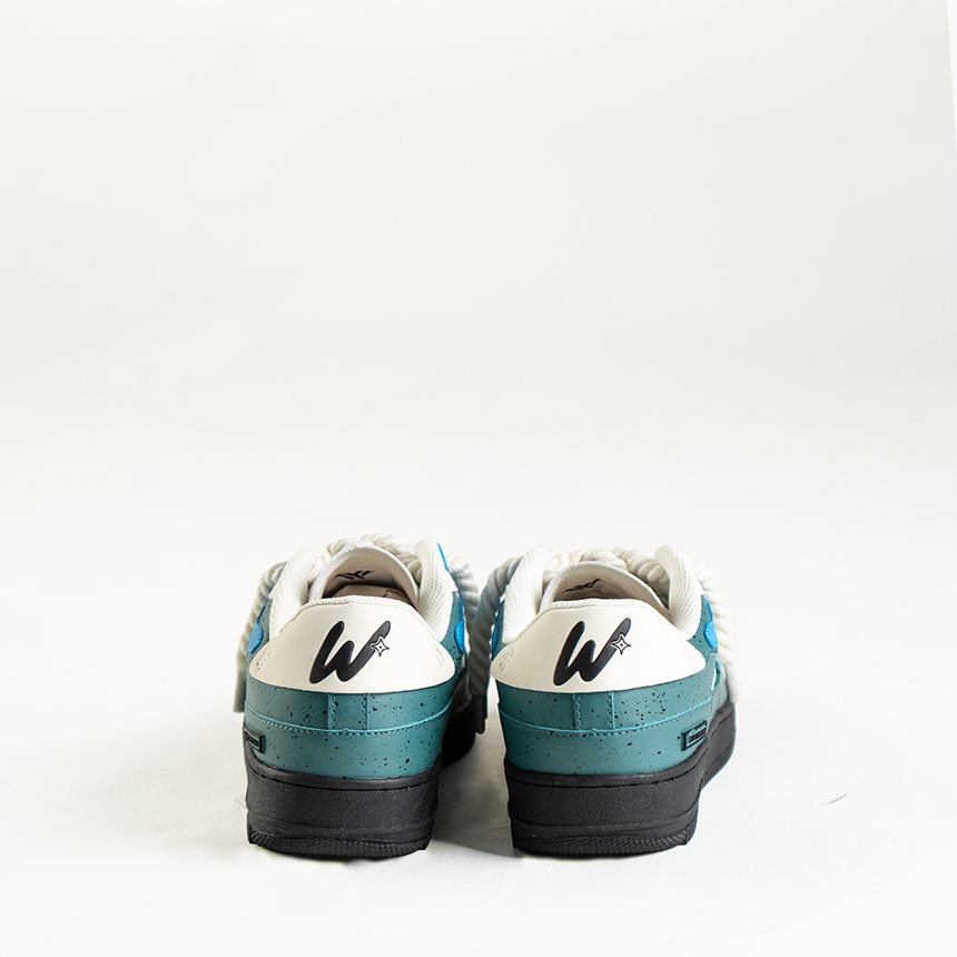 BONES SNEAKERS (LIVE CATCH MD BLU)